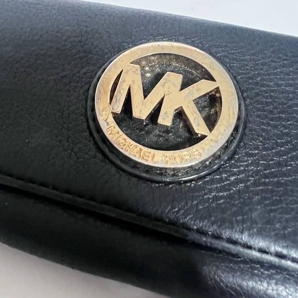 Michael Kors Black Leather Long Wallet - Picture 2 of 8